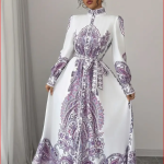 Francuska Vintage Haljina u Palas Stilu sa Elegantnim Cvetnim Printom