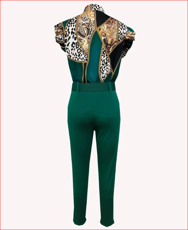 Dvodijelni set s leopard printom, top s leperavim rukavima i uski struk s remenom